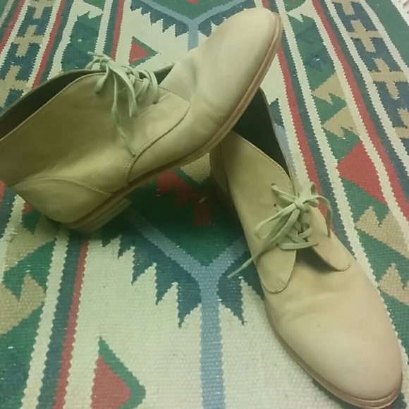 Matiko booties - Picture 2 of 5